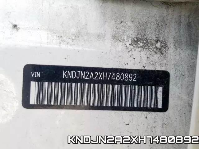 KNDJN2A2XH7480892_10.webp